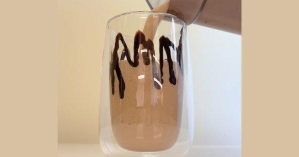 Dubai Chocolate Frappe – den perfekta föreningen av pistage och choklad